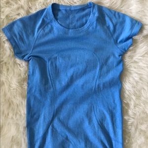 Like new Lululemon Swiftly shirt